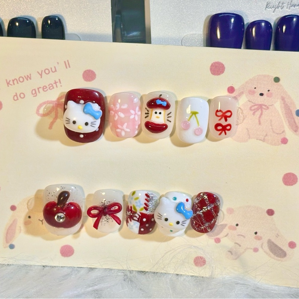 Hello Kitty Press on Nail